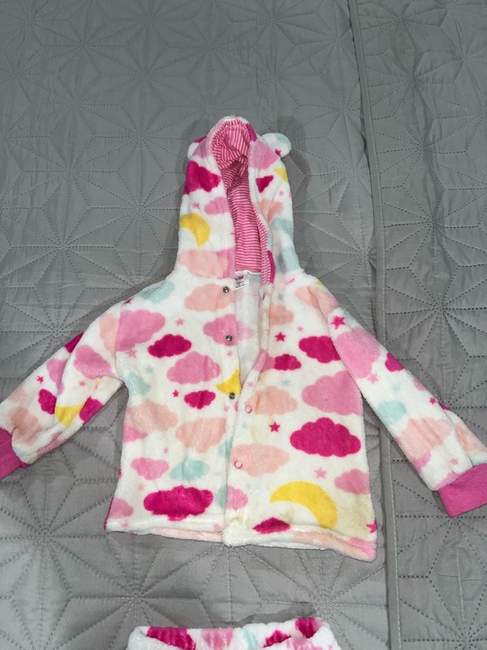Kids Soft Fleece Hoodie Set in Pink Cloud Print